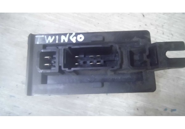 Резистор вентилятора пічки Renault Twingo, 7701046081, 52479329